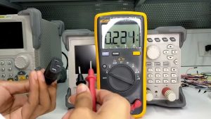 Đồng hồ vạn năng FLUKE 15B MAX 4 Hq720 1